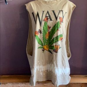 Wavy tank